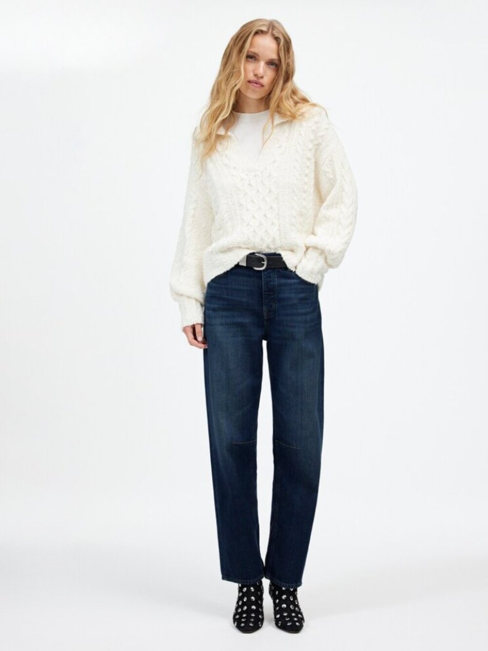 Madewell The Darted Barrel-Leg Jean: Softdrape Edition